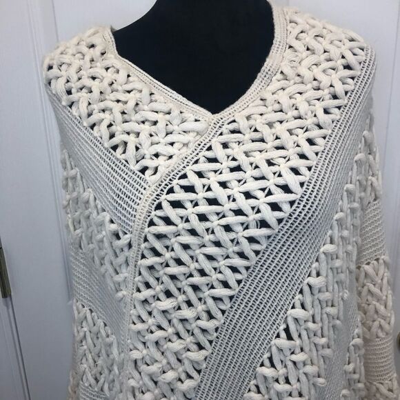 NWT Riah Fashion pullover poncho with fringe - Picture 2 of 11